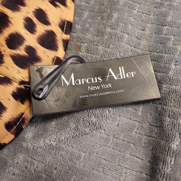 Marcus Adler Womens Leopard Bucket Hat OS Mobwife NWT - Picture 5 of 7